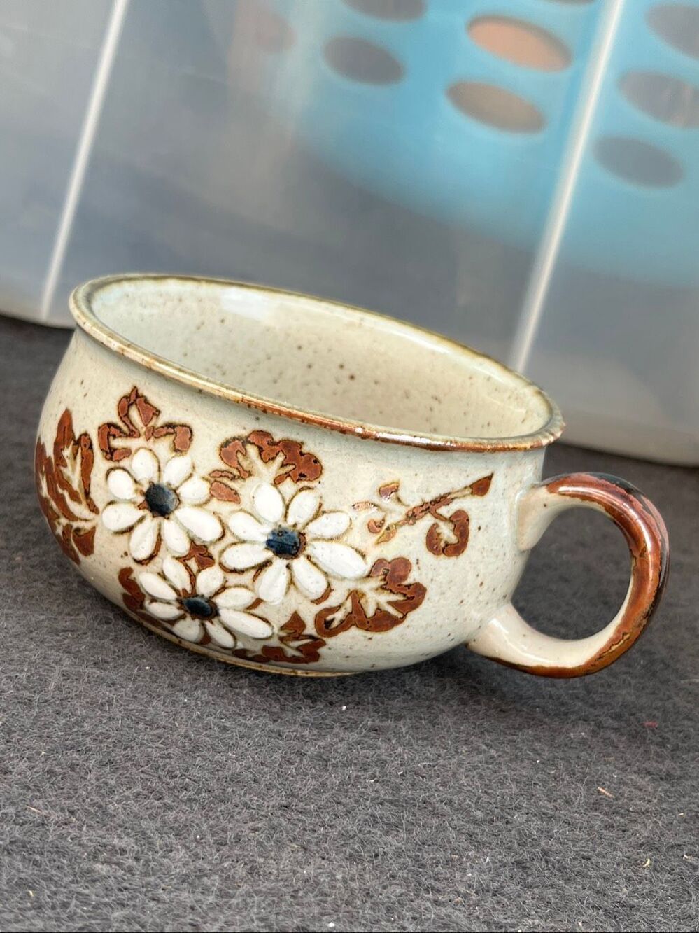 VTG Otagiri Stoneware Soup Mug 16 oz Raised Daisy Floral Speckled Japan Cup